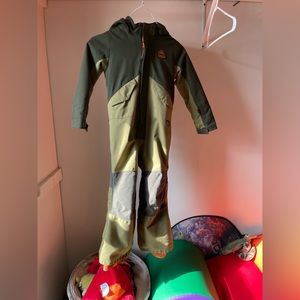 Green Burton OnePiece Snowsuit Dry Ride and Room to Grow Option Size 5